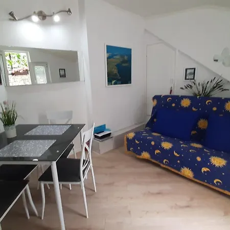 Apartmani Dunja I Tina Gajcu Novalja Exterior foto